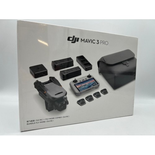 Квадрокоптер DJI Mavic 3 Fly More Combo в Люберцах DJI RC / с экраном
