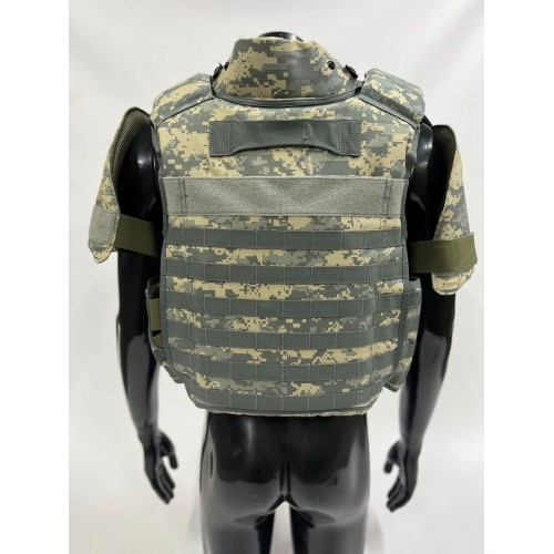 Военный бронежилет пиксельный с плитами в Люберцах