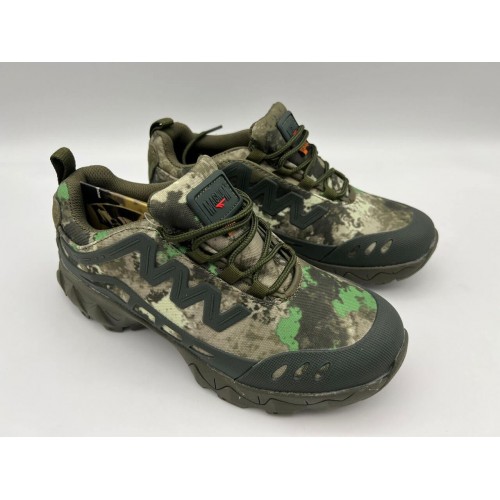 Треккинговые кроссовки «MAGNUM» летние в Люберцах